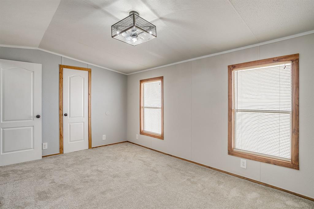 173 Briar Oaks Drive Property Photo 33
