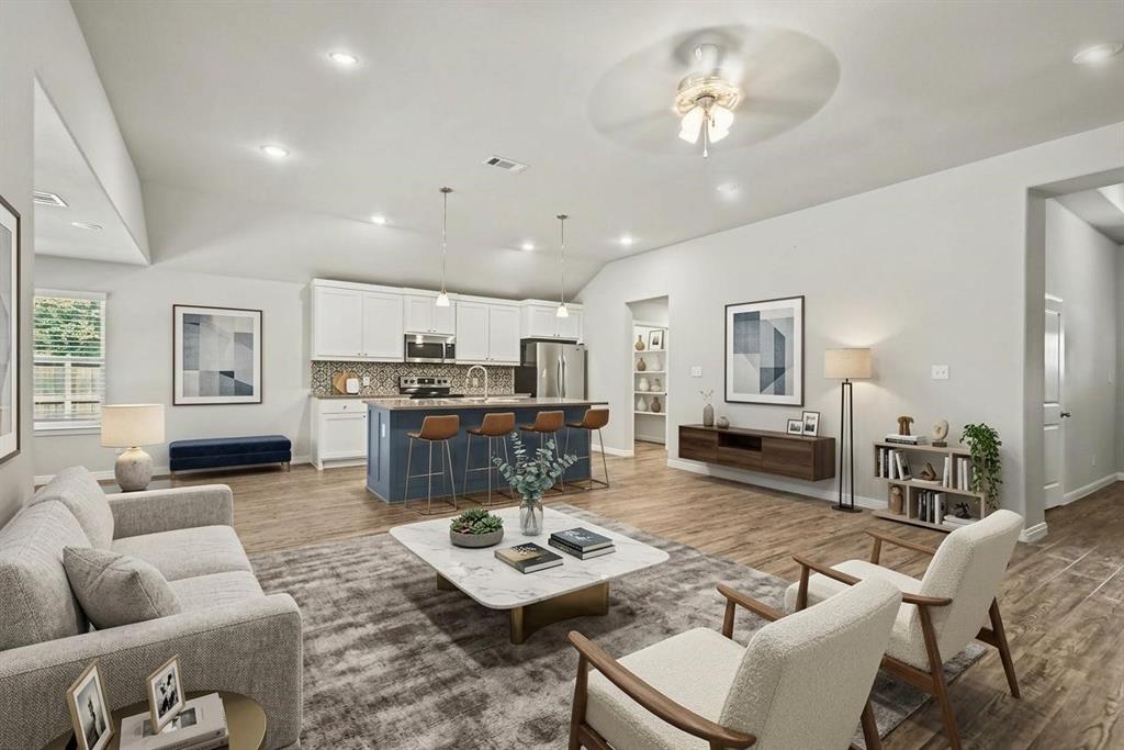 977 Sam Street Property Photo 3