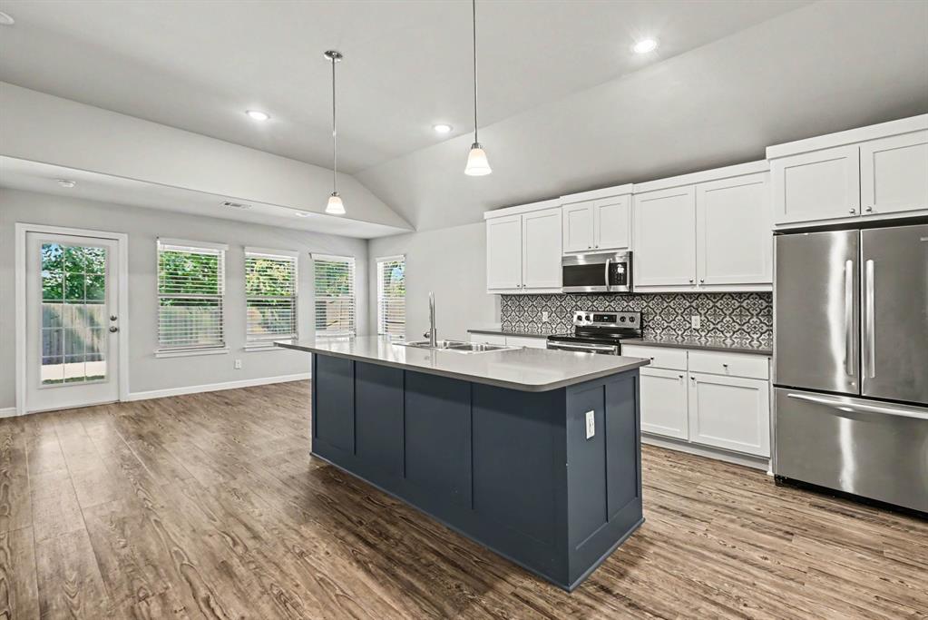 977 Sam Street Property Photo 10