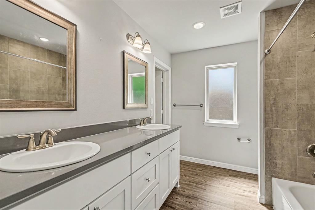 977 Sam Street Property Photo 24
