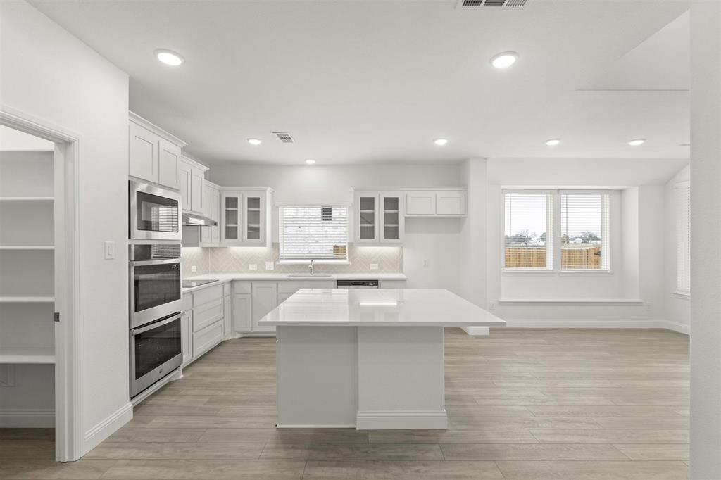 14494 S Herschel Street Property Photo 17
