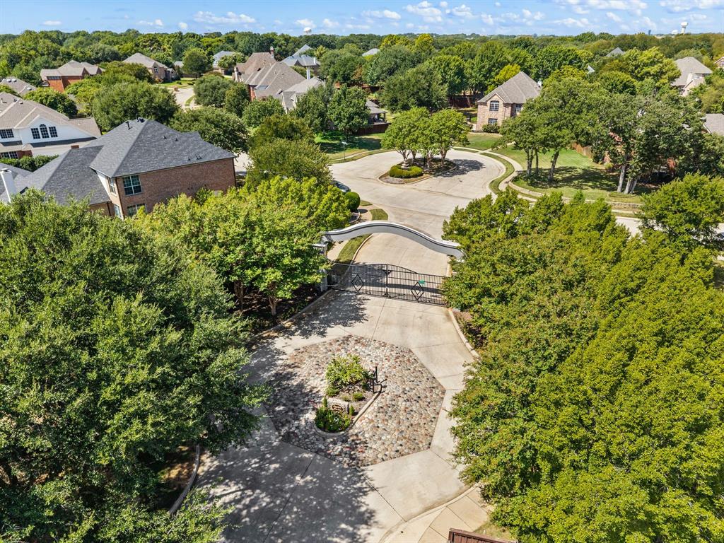6609 Sapphire Circle Property Photo 3
