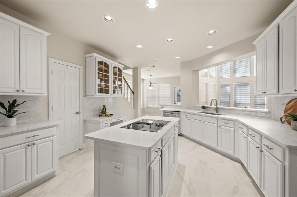 6609 Sapphire Circle Property Photo 13