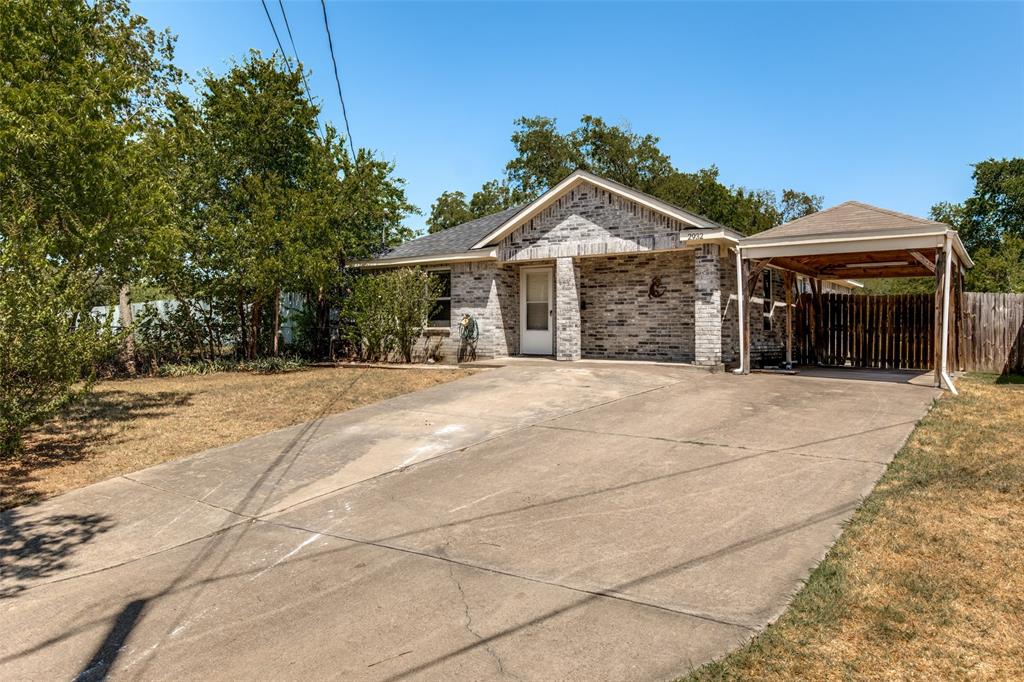 2932 Cypress Avenue Property Photo 2