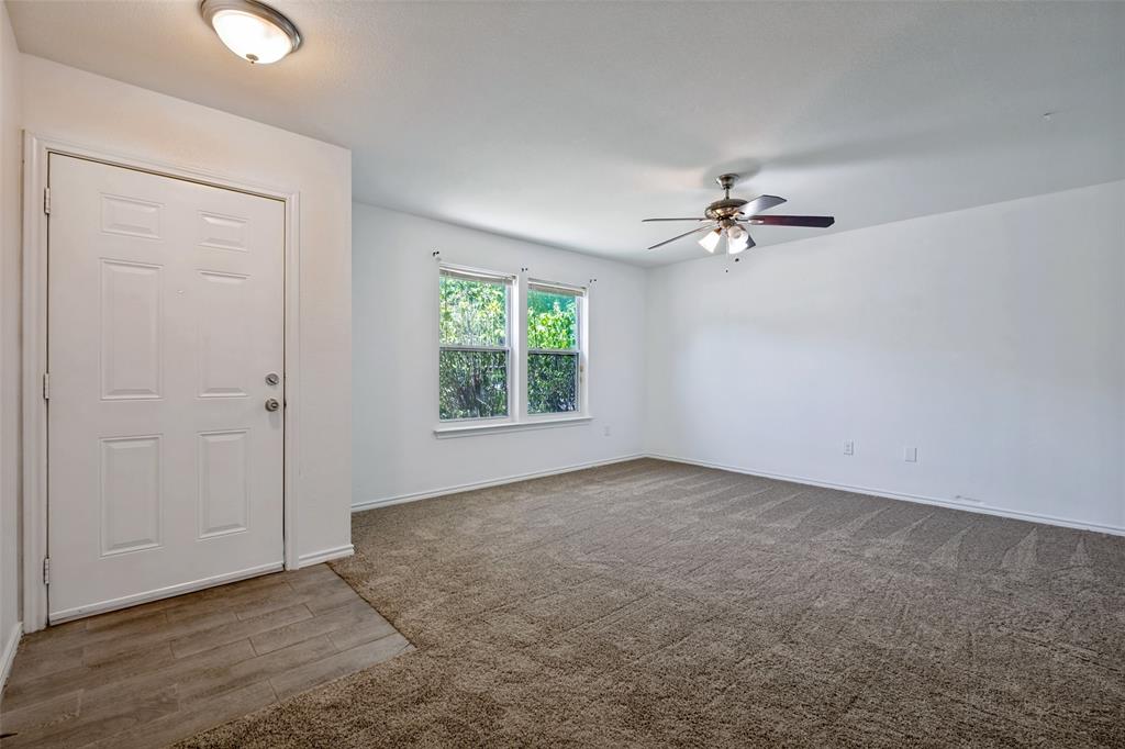 2932 Cypress Avenue Property Photo 4