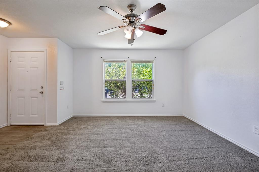 2932 Cypress Avenue Property Photo 5
