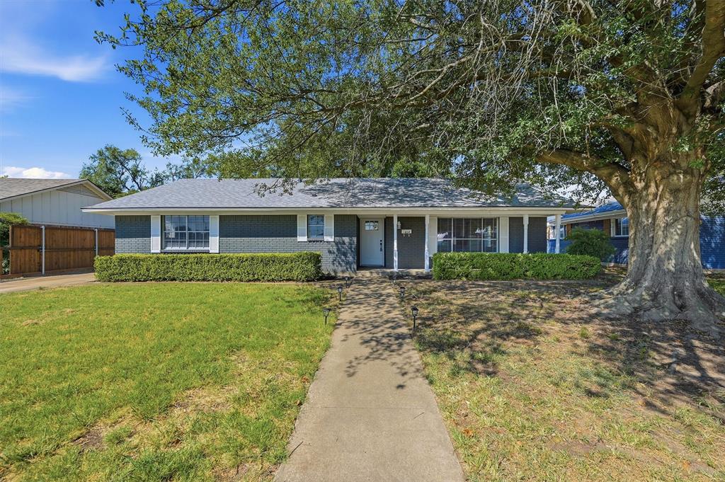 1808 Robin Drive Property Photo 1