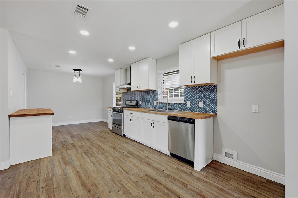 1808 Robin Drive Property Photo 8