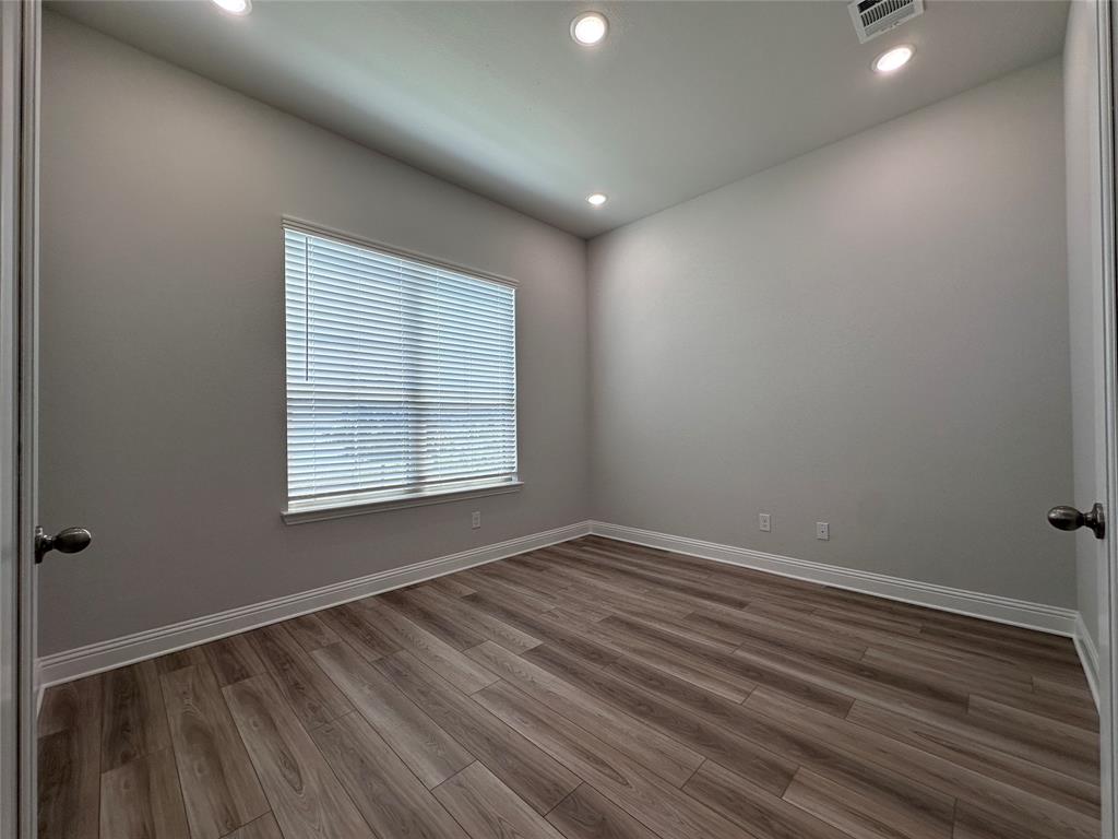 7017 Sunset Boulevard Property Photo 4