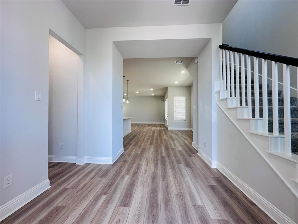 7017 Sunset Boulevard Property Photo 6
