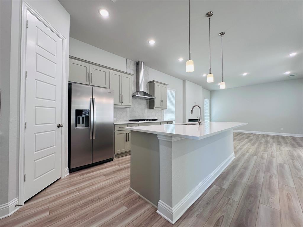 7017 Sunset Boulevard Property Photo 10