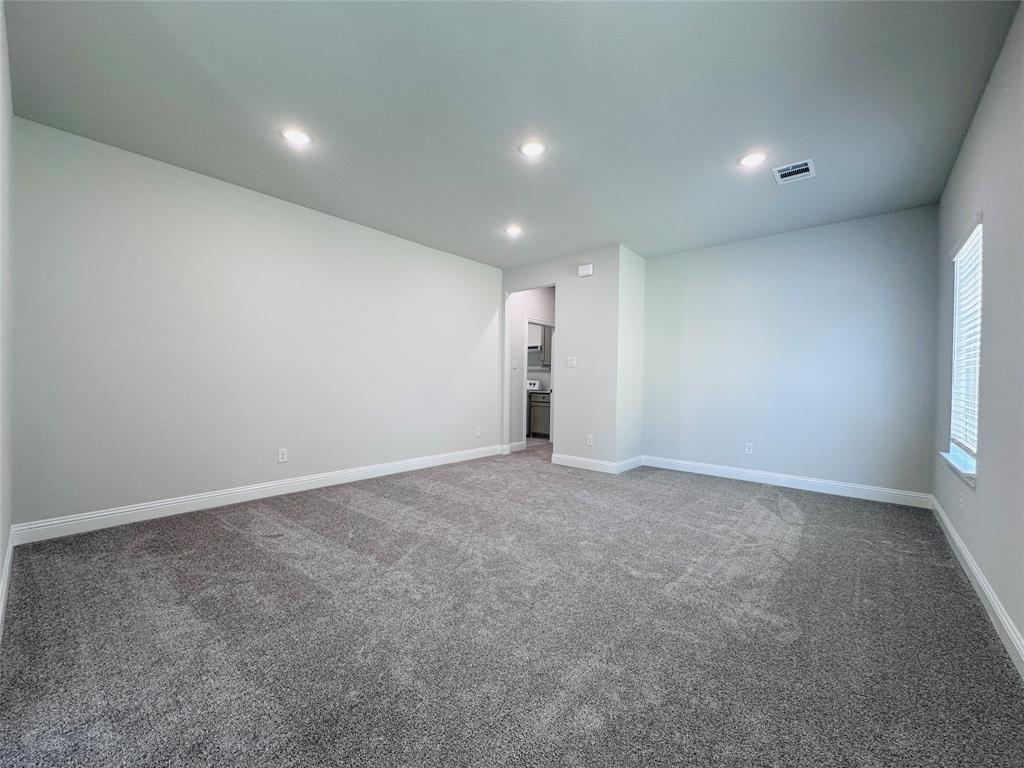 7017 Sunset Boulevard Property Photo 18
