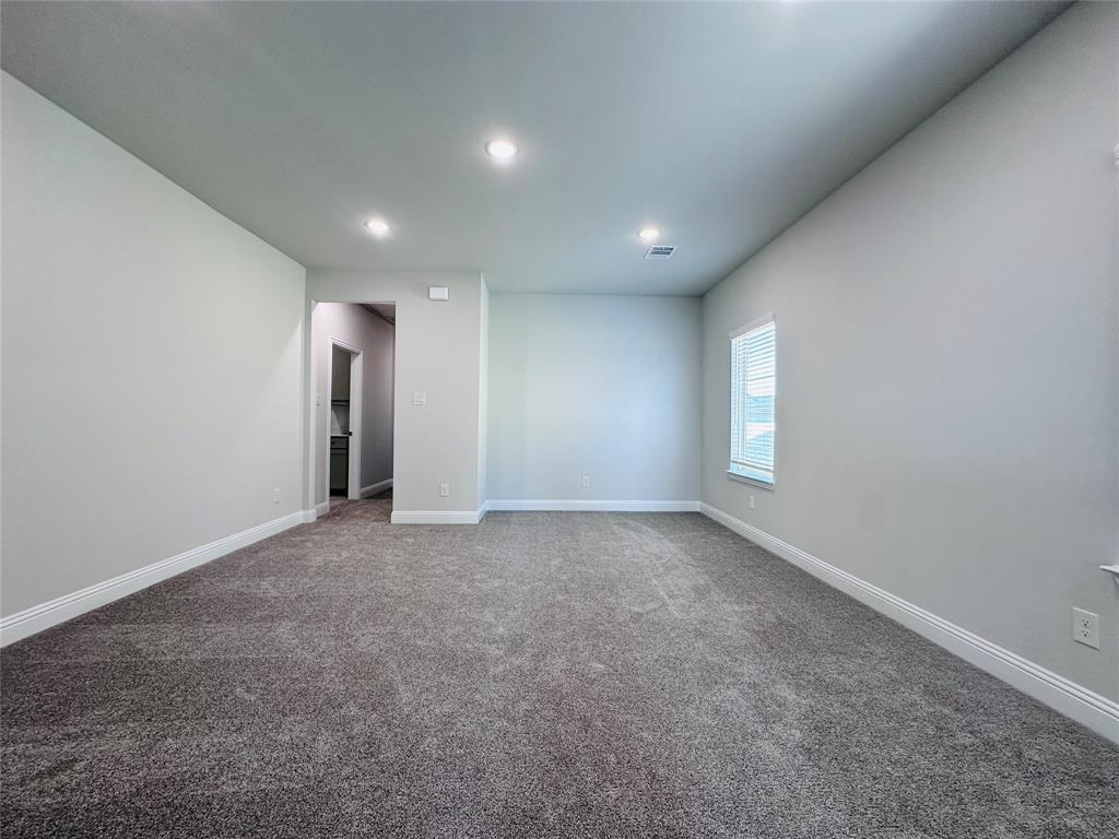 7017 Sunset Boulevard Property Photo 19