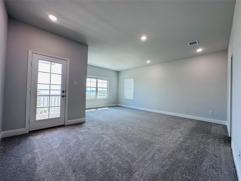 7017 Sunset Boulevard Property Photo 20