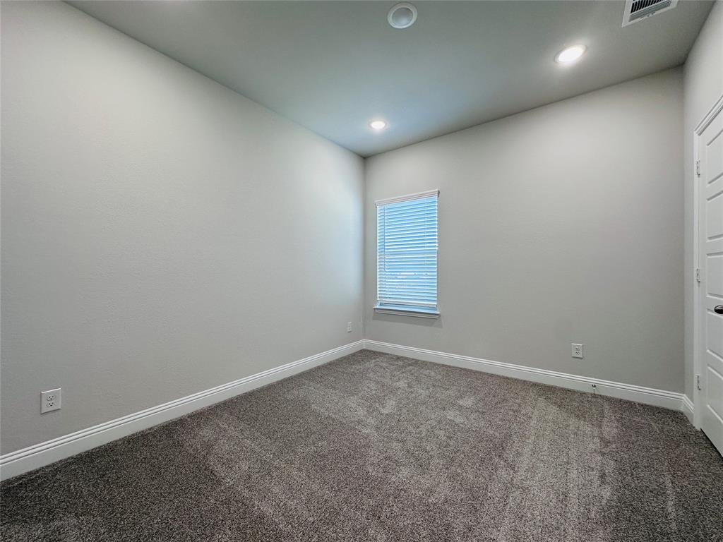 7017 Sunset Boulevard Property Photo 31