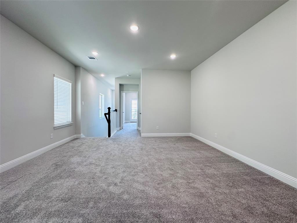 7017 Sunset Boulevard Property Photo 35