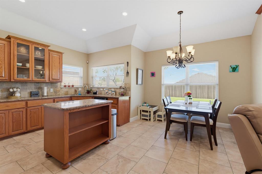 2234 Bunker Hill Drive Property Photo 12