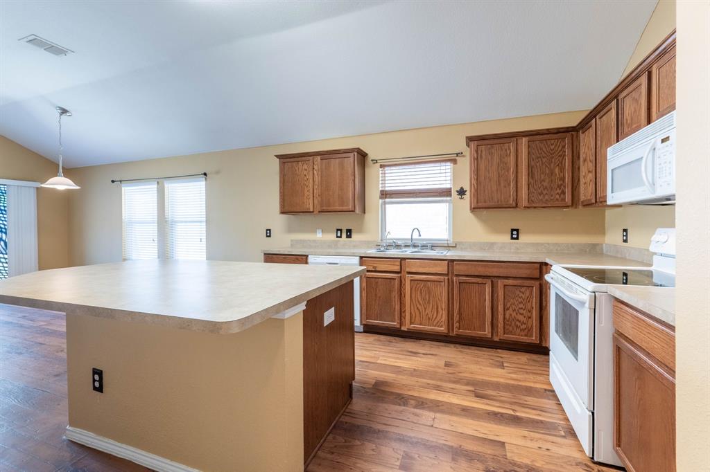 413 Tallowtree Drive Property Photo 12