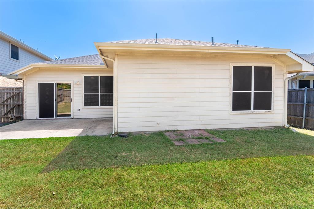 413 Tallowtree Drive Property Photo 28