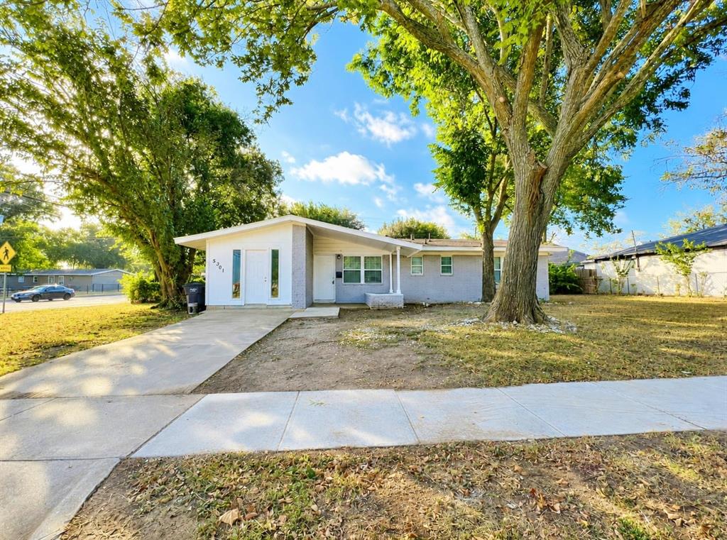 5301 Mansel Lane Property Photo 1