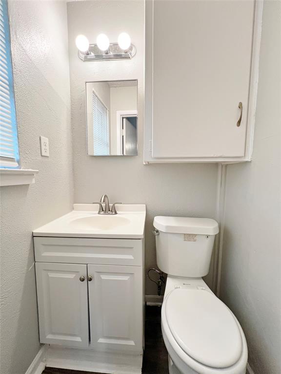 5301 Mansel Lane Property Photo 13