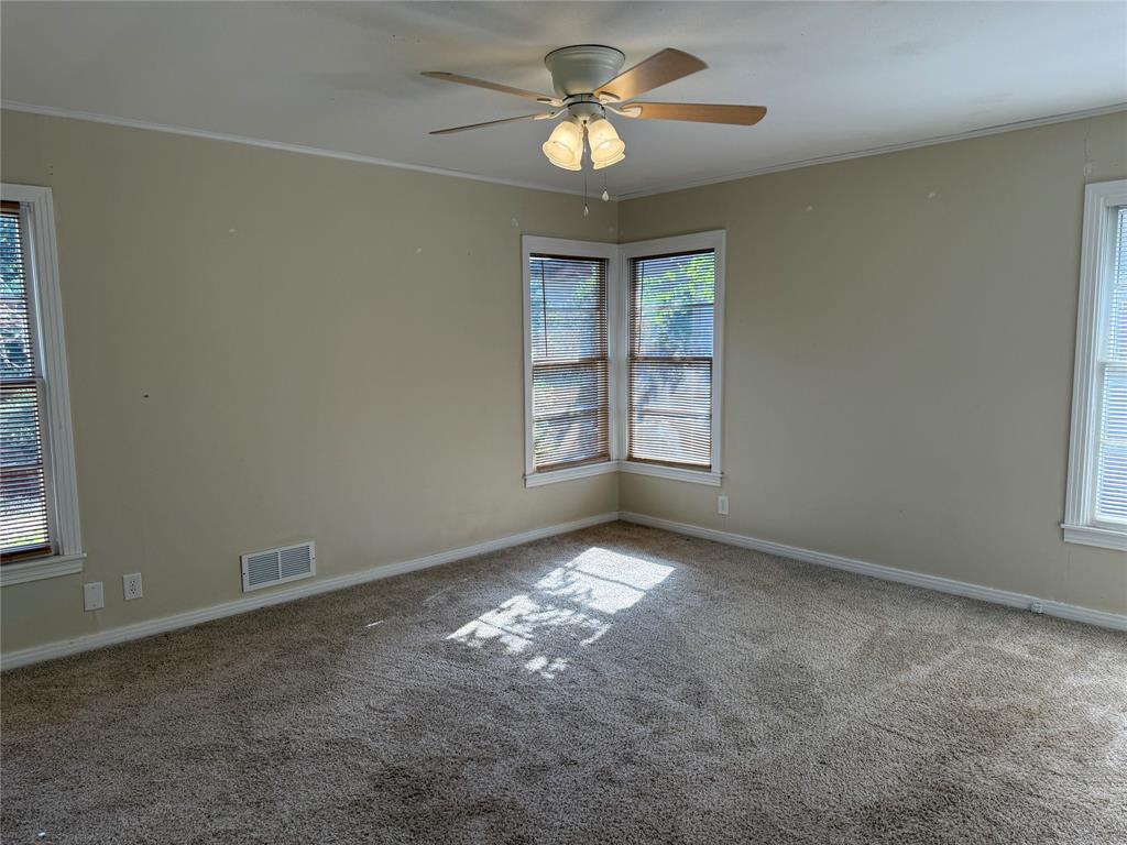4042 Benbrook Street Property Photo 23