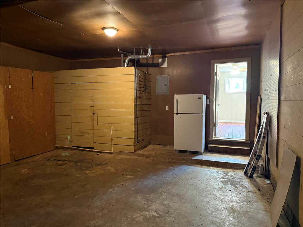 4042 Benbrook Street Property Photo 31