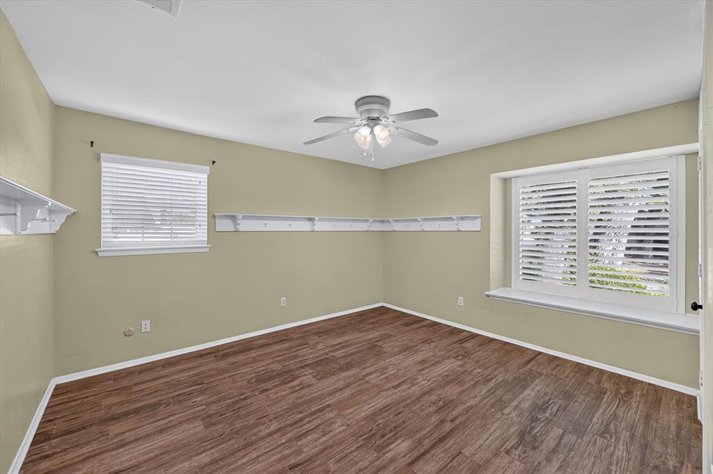 4208 Trowbridge Drive Property Photo 21