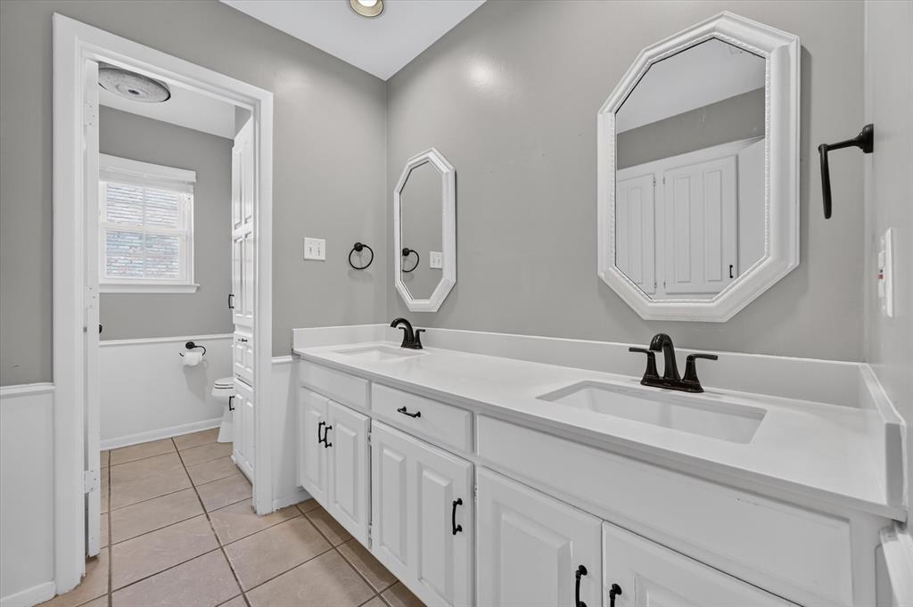 4208 Trowbridge Drive Property Photo 23