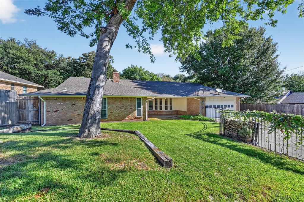 4208 Trowbridge Drive Property Photo 31