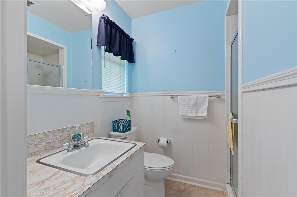 10068 & 10094 Cr 2213 Property Photo 21