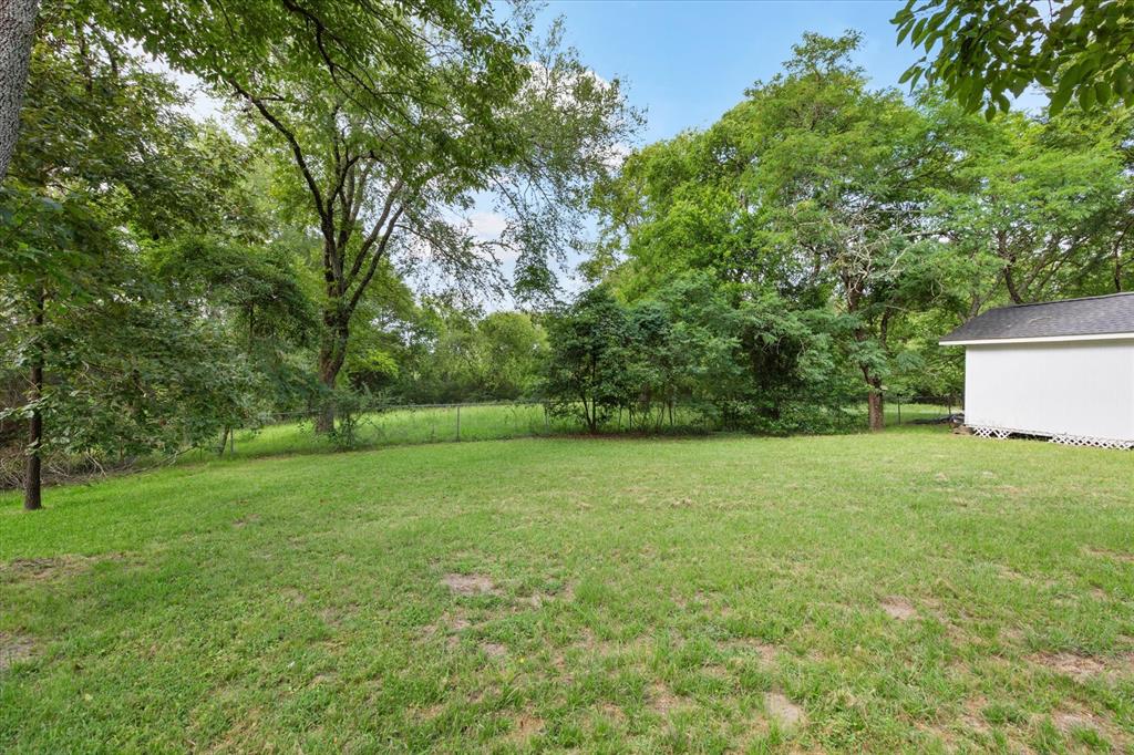 10068 & 10094 Cr 2213 Property Photo 22