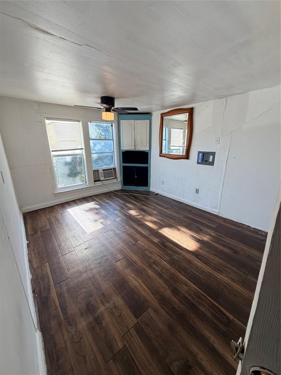 317 Lansing Street Property Photo 7