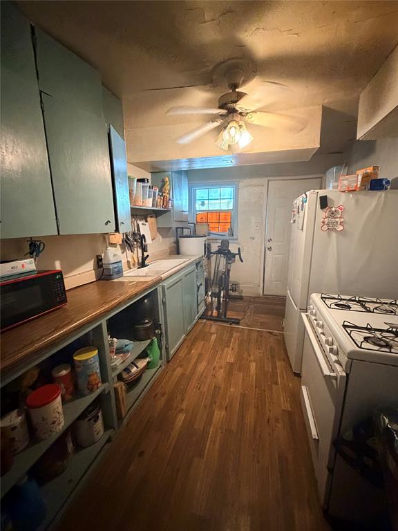 317 Lansing Street Property Photo 12