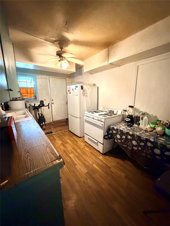 317 Lansing Street Property Photo 13