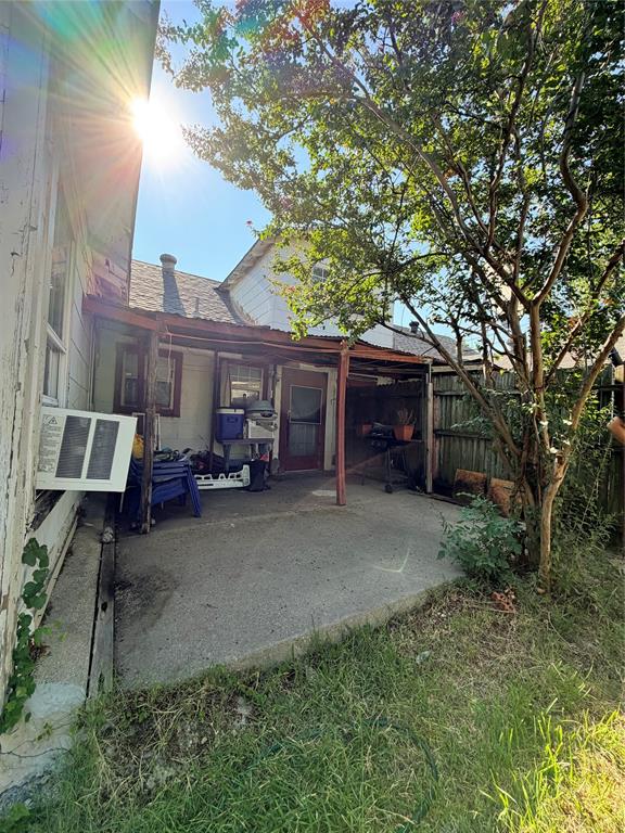 317 Lansing Street Property Photo 21