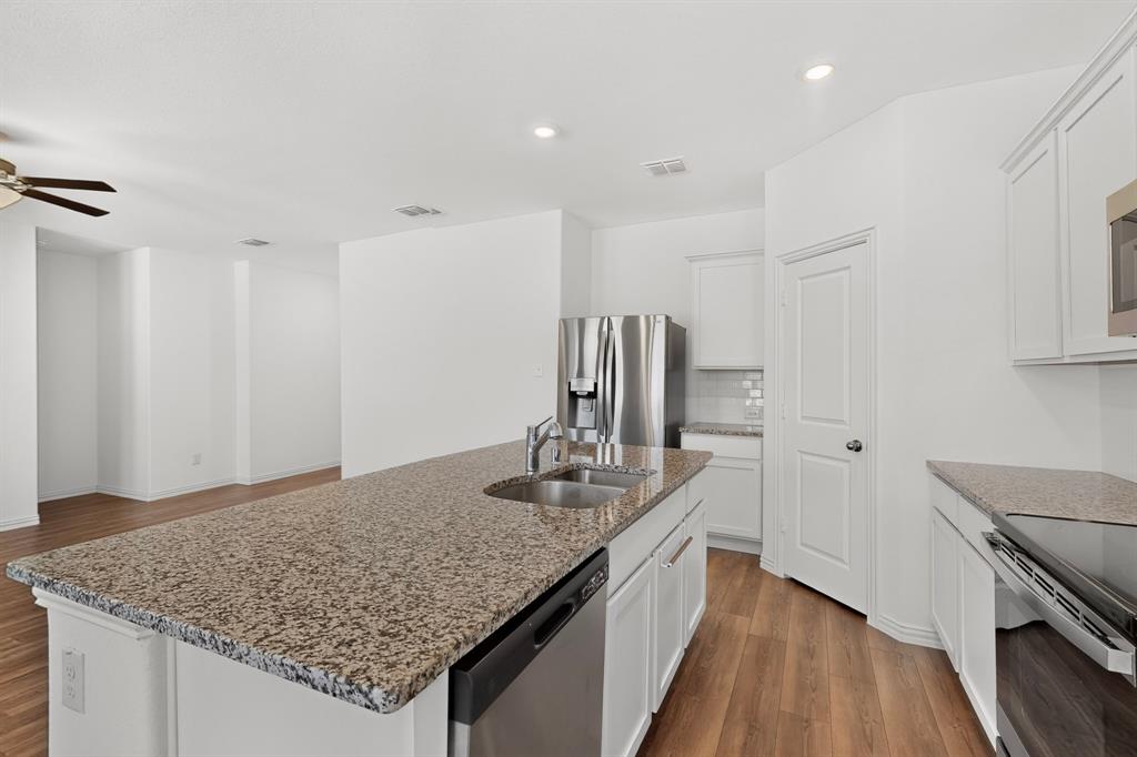 11609 Silver Queen Drive Property Photo 7