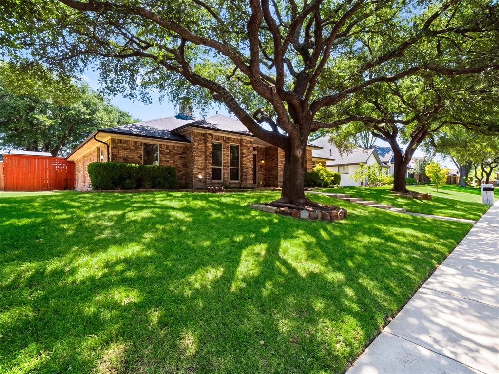 10216 Shadow Way Property Photo 3