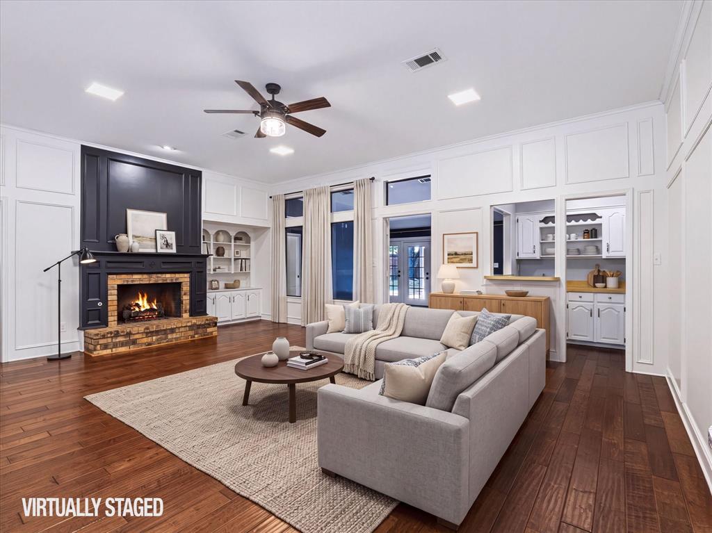 10216 Shadow Way Property Photo 11
