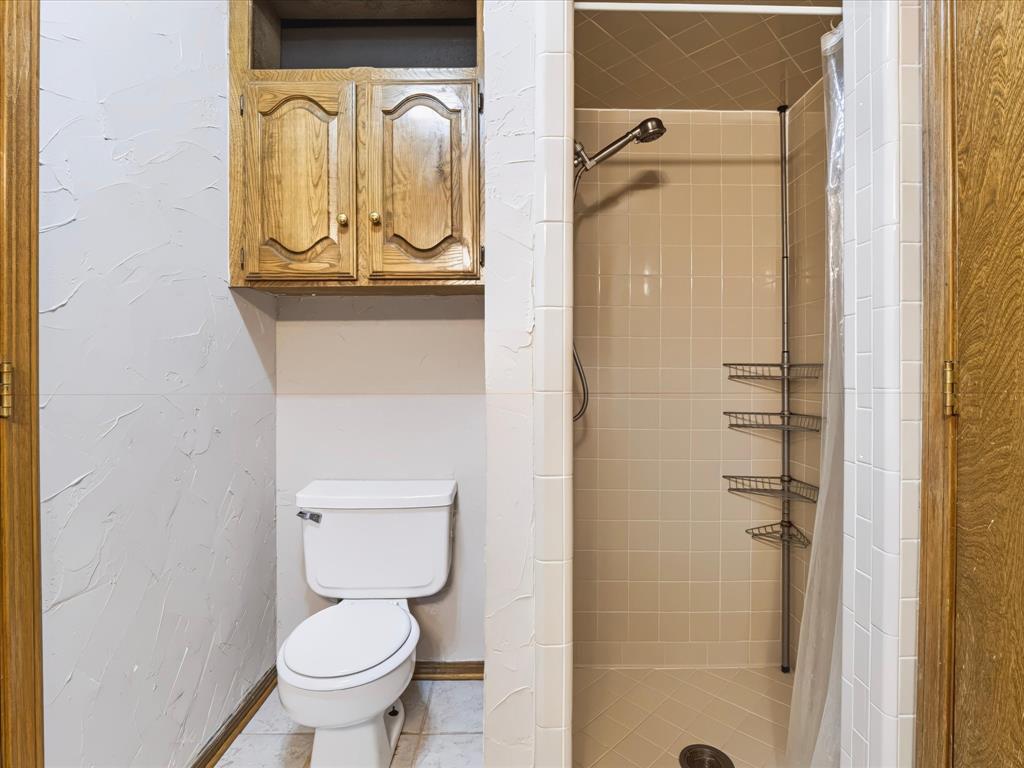 10216 Shadow Way Property Photo 22