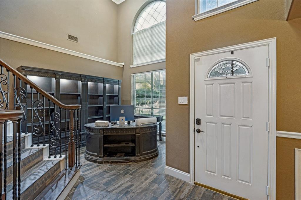 5904 Stewart Circle Property Photo 3