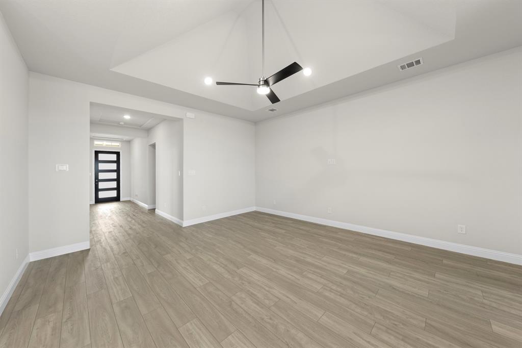 14534 Lovelace Street Property Photo 2