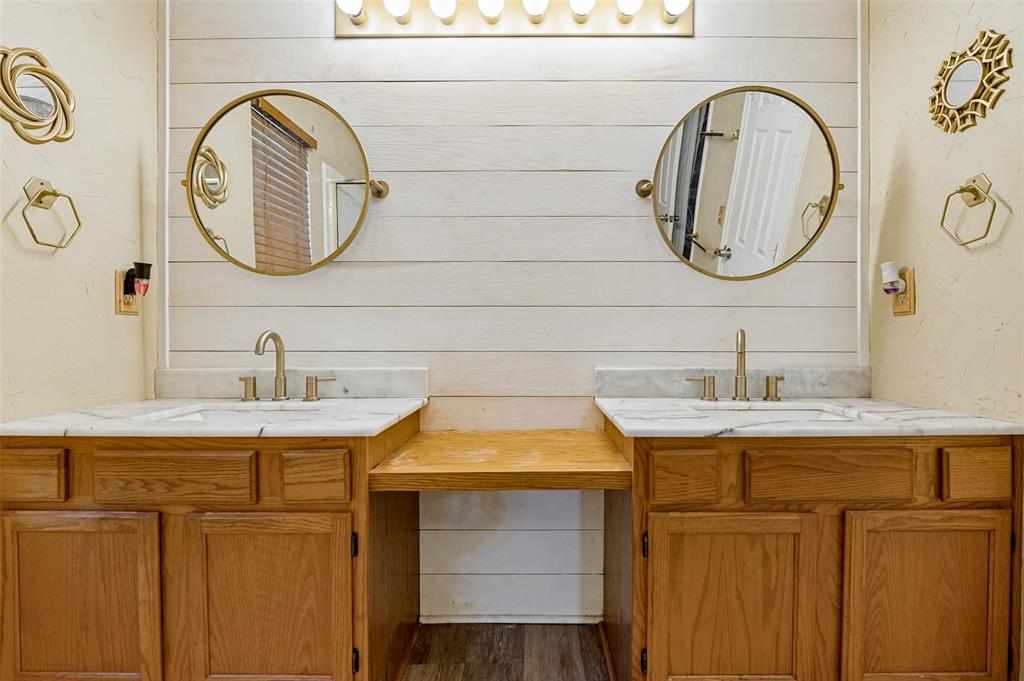 4442 Mercer Street Property Photo 22