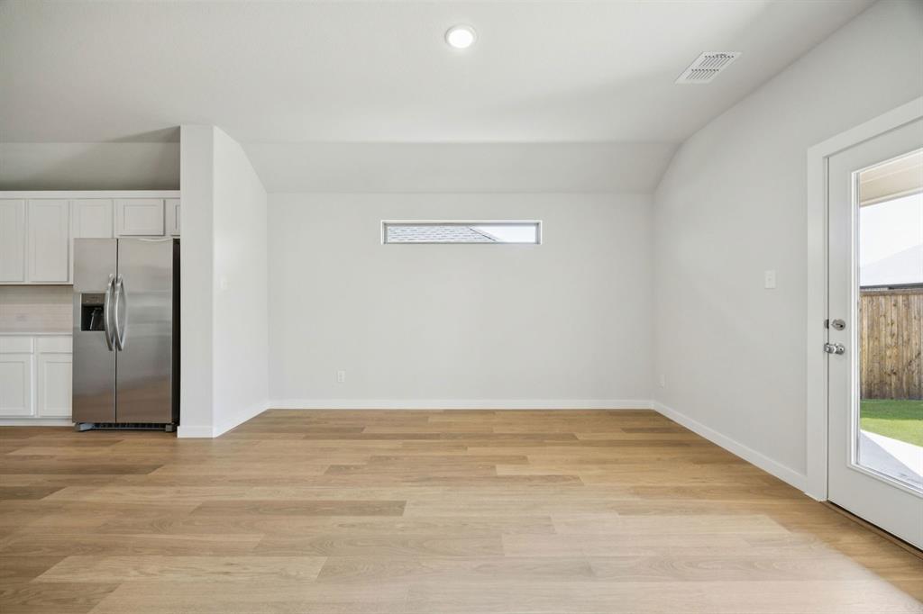 720 Brightstar Drive Property Photo 7