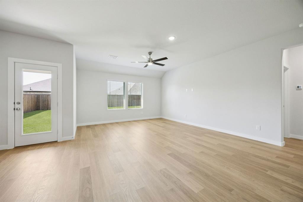 720 Brightstar Drive Property Photo 8