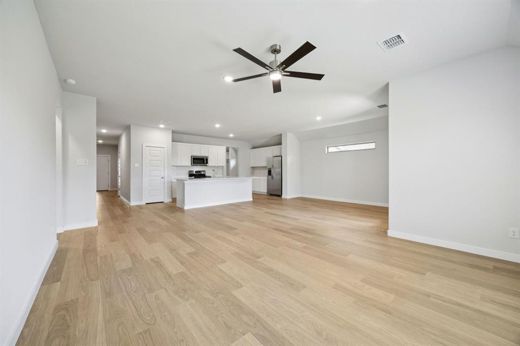 720 Brightstar Drive Property Photo 9