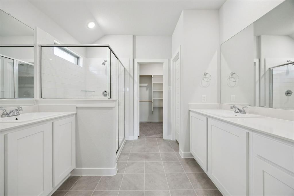 720 Brightstar Drive Property Photo 16