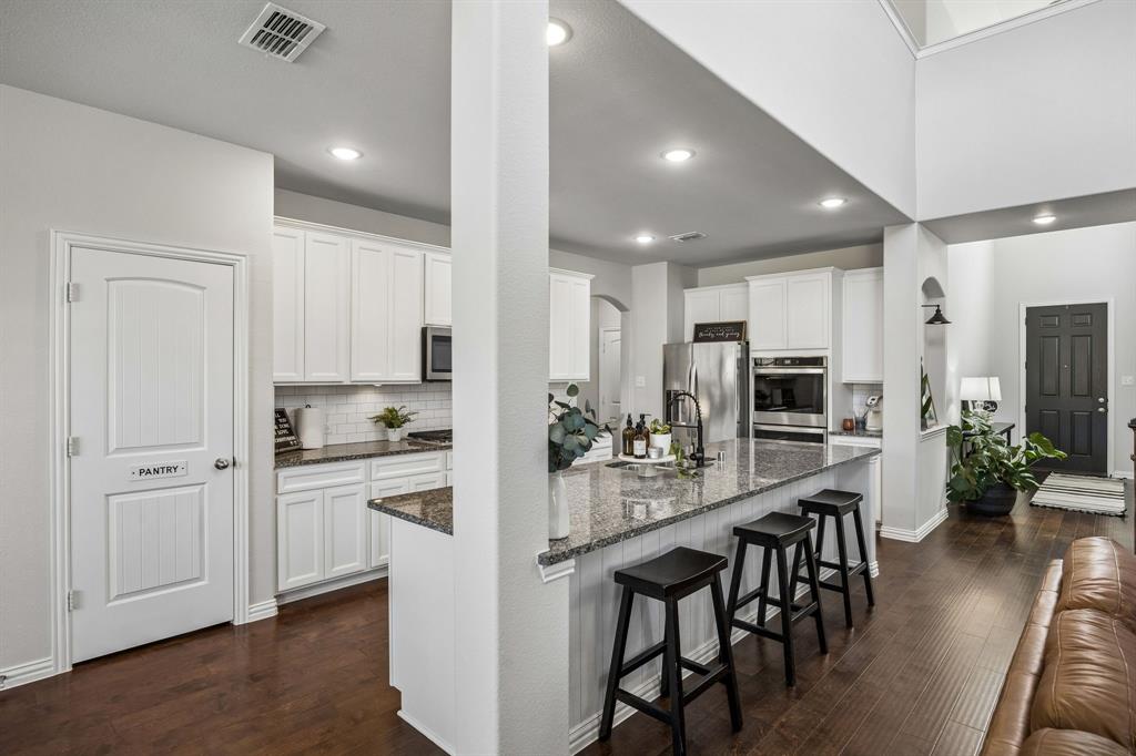 4116 Smokey Hill Court Property Photo 12