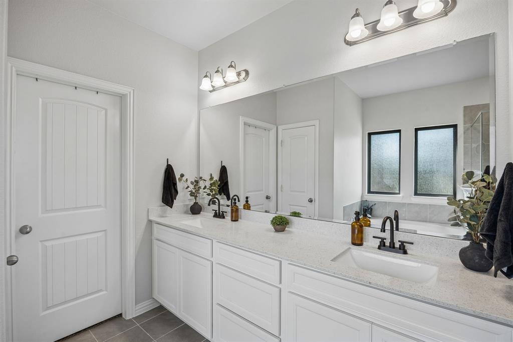 4116 Smokey Hill Court Property Photo 21