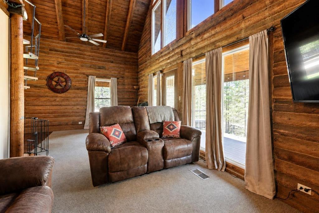 436 County Road 3802 Property Photo 11